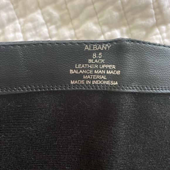 Designer leather boot - Picture 3 of 3